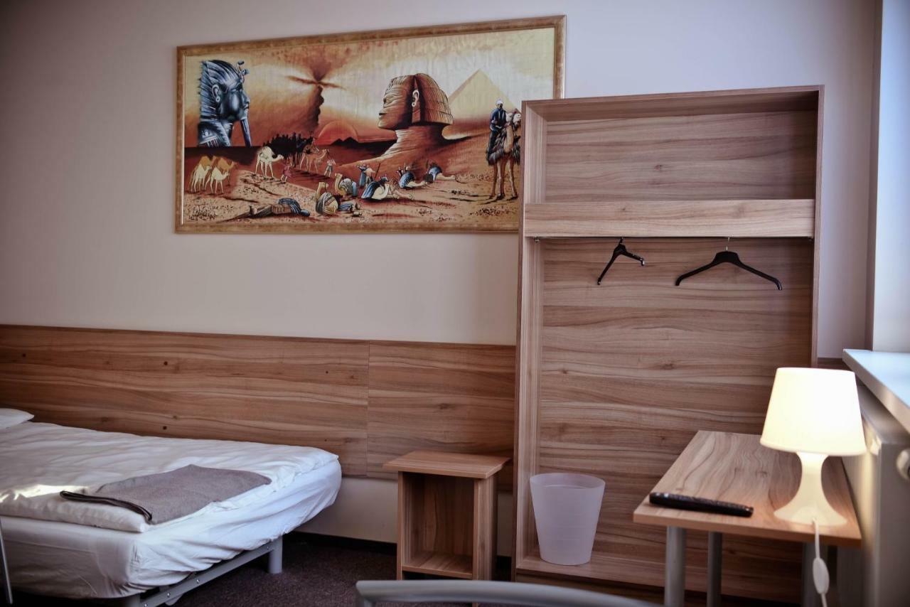 Kolumny 217- Tanie Noclegi Pracownicze, Parking Bezplatny Łódź Buitenkant foto